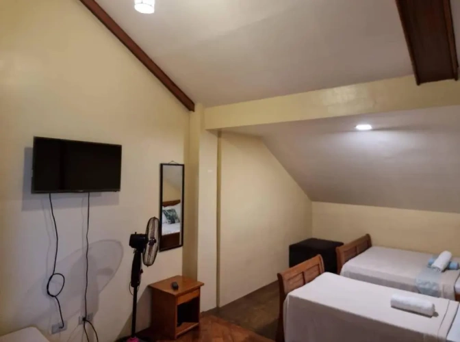 Deluxe Quadruple room