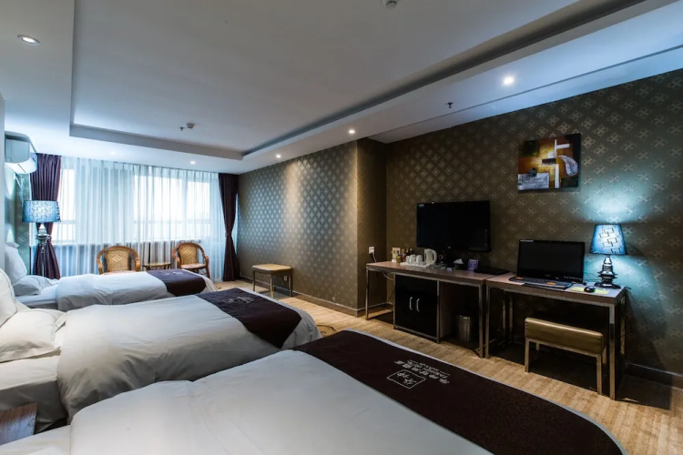 Weihai Huakun Hotel