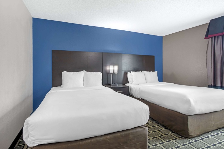 Quadruple Suite