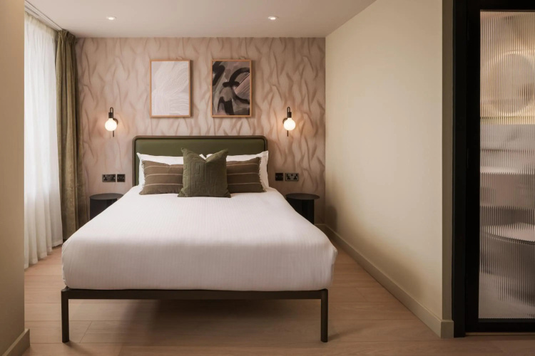 Central Park Hotel