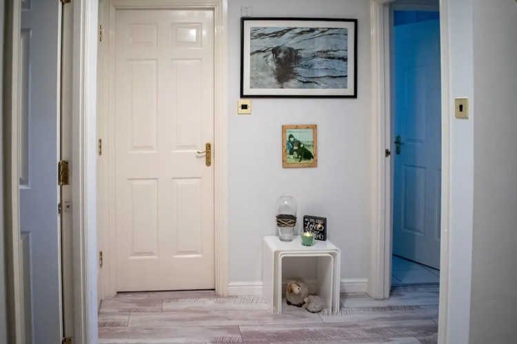 Homely 2 Bedroom Flat in Bonnington