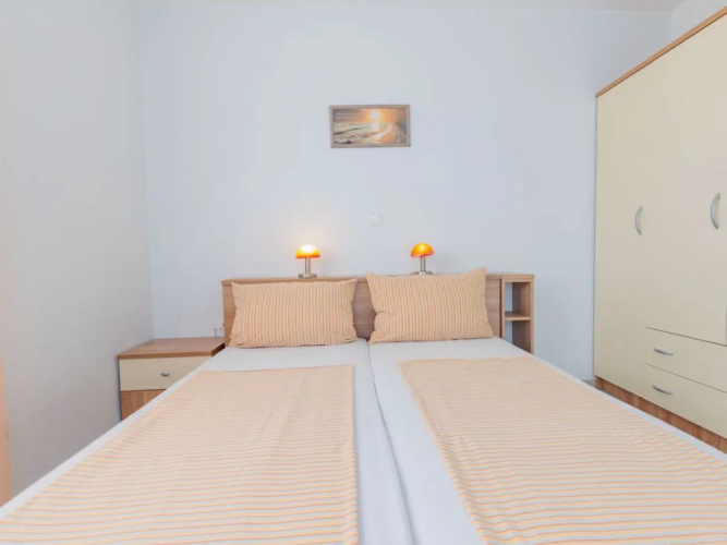 Apartment Mlasina Nin 7257