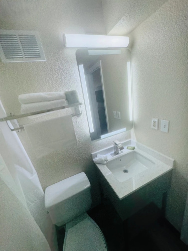 Studios & Suites 4 Less Virginia Beach
