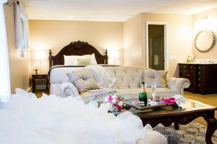 The Sherwood Hotel