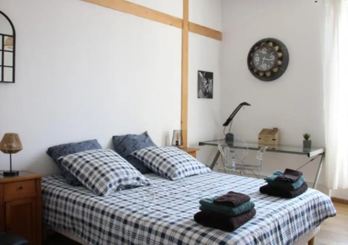3 Bedrooms Apartment