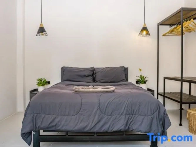 2 Bedrooms Villa