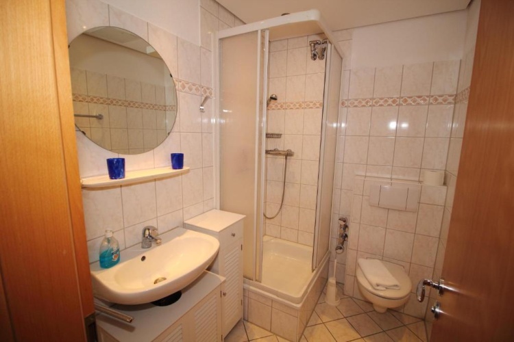 1 Bedroom Apartment with sea view