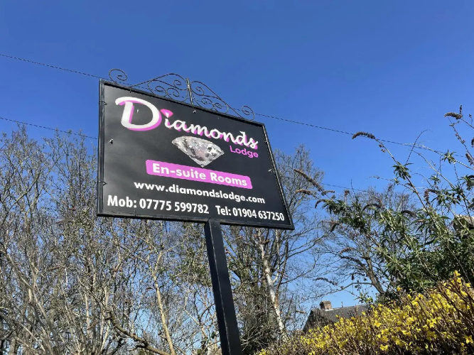 Diamonds Lodge Ltd