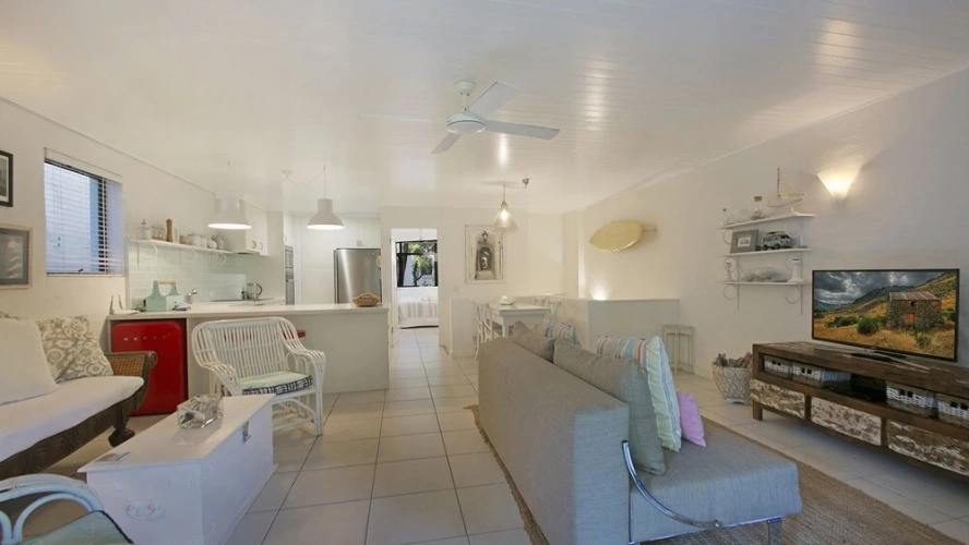 2 Bedrooms Apartment with garden view