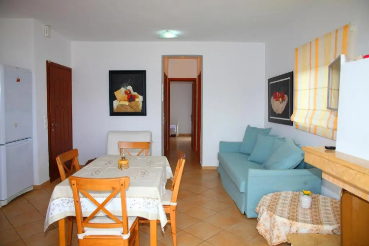 Apartment in Theologos