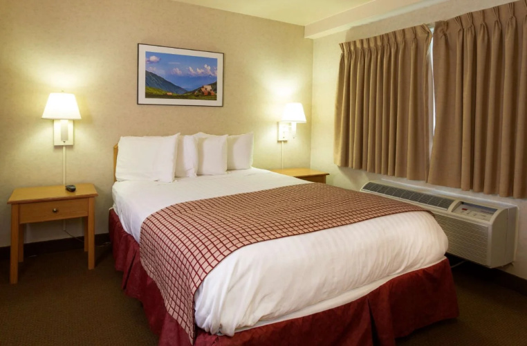 GuestHouse Inn and Suites Anchorage