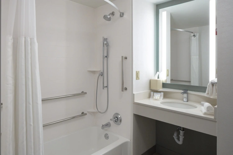 Quadruple Junior Suite