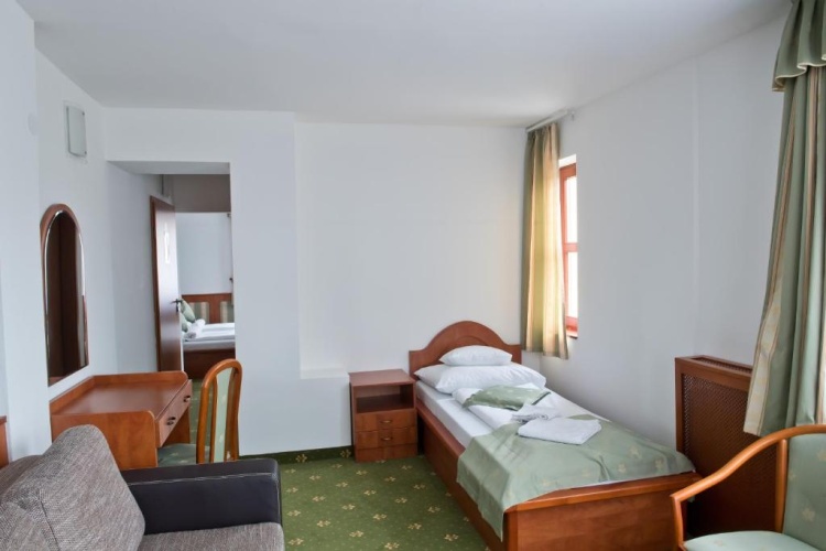 Standard Double room with view