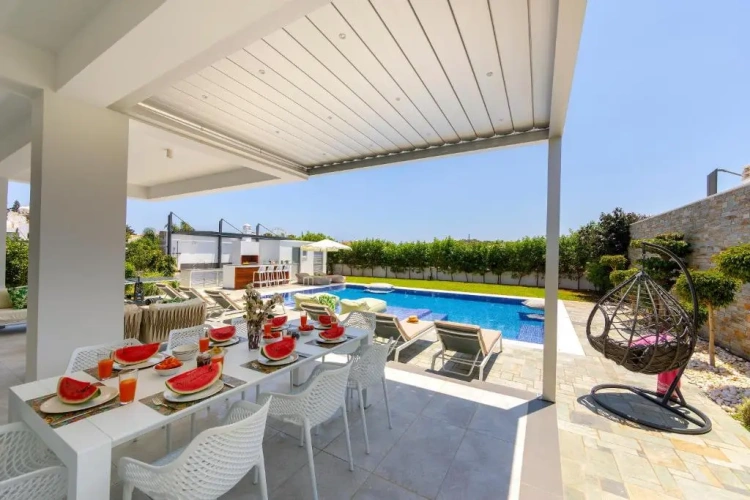 Deluxe Villa