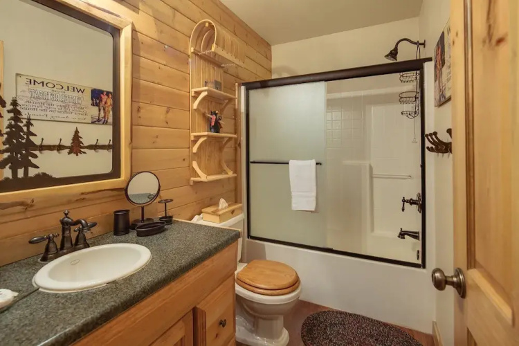 Diamond Peak 2 3 Bedroom Home
