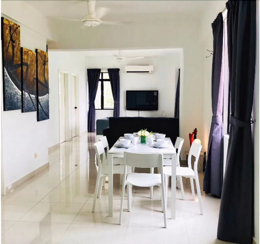 Serdang Raya by Yolodge