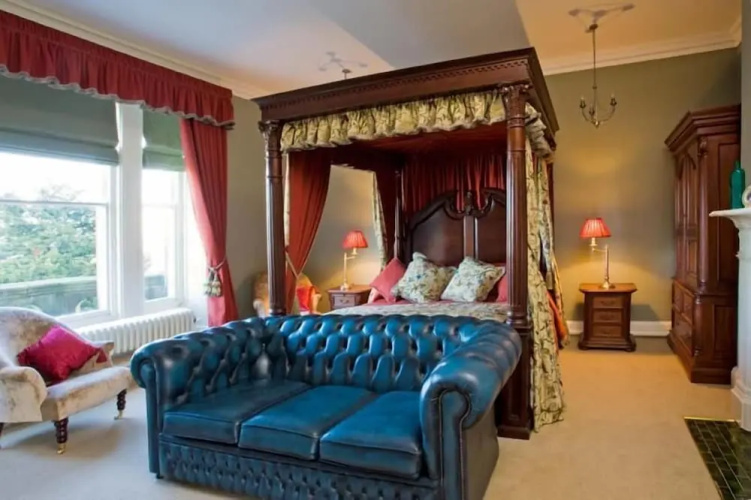 Castle House B&B