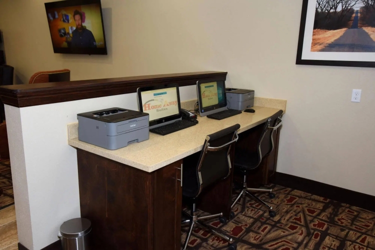 Home Away Suites