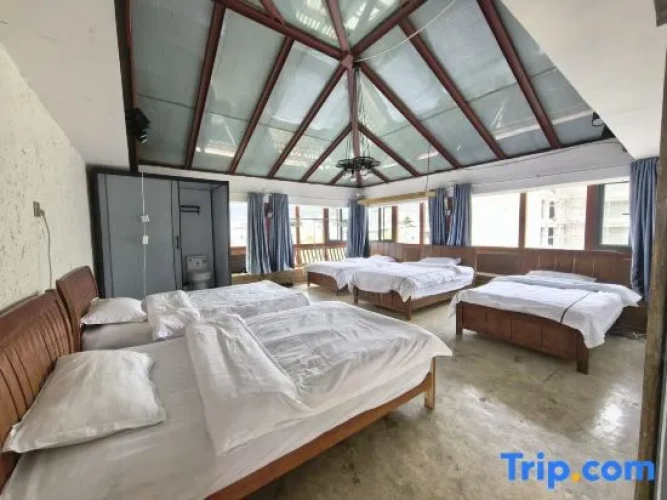 Bed in Dorm (male dorm)