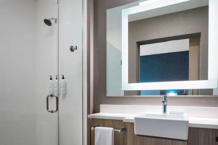 Quadruple Suite