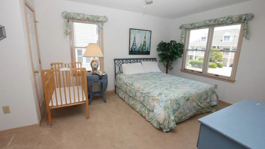 Lakeview - 5 Br Home