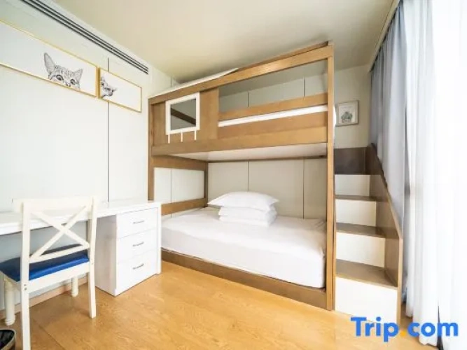 2 Bedrooms Quadruple Suite