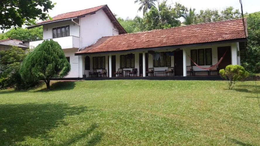 4 Seasons Guesthouse