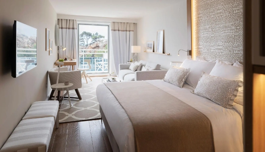 Deluxe Double room with balcony and with sea view