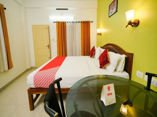 OYO 16617 Rayan Residency