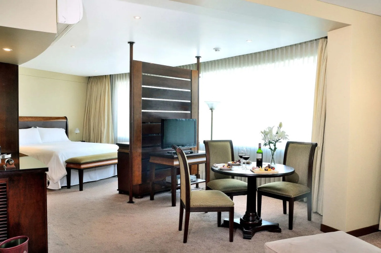 Suites Camino Real