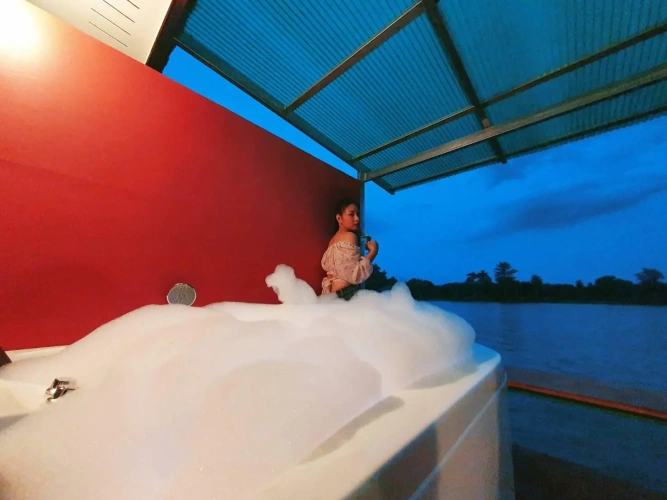 1 Bedroom Deluxe Double room with river view