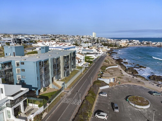 2 Bedrooms Apartment with balcony