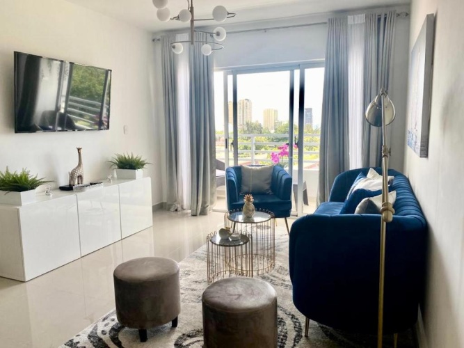 2 Bedrooms Apartment