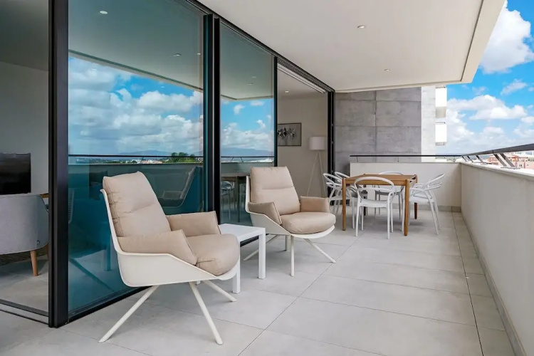 Lagos Deluxe 1 With Pool by Homing