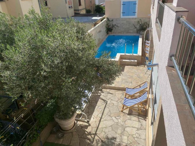 Studio with balcony and with view