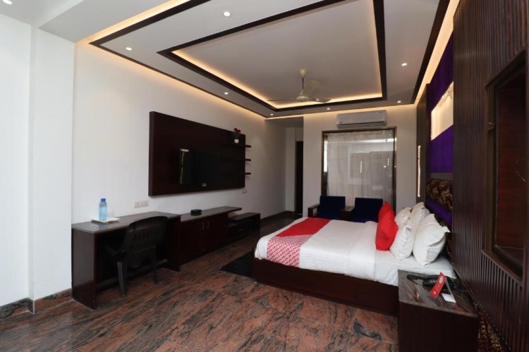 Superior room