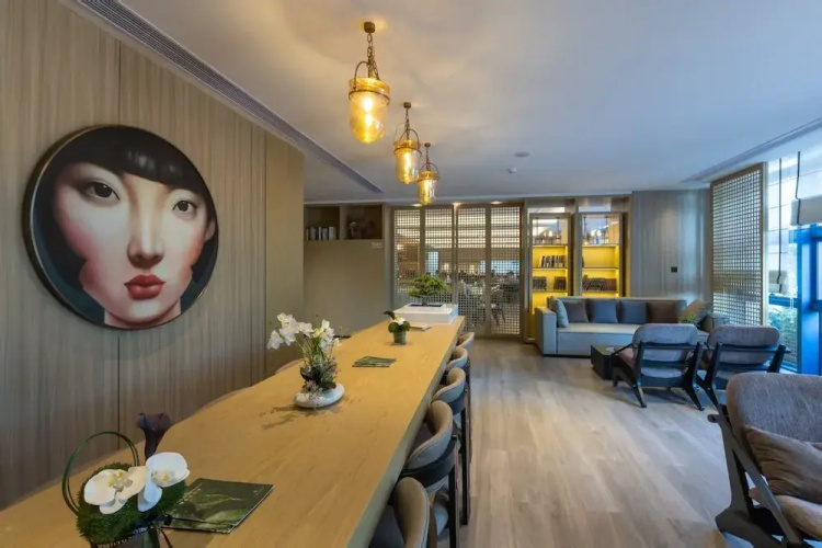 Xiang Ji Executive  Apartment