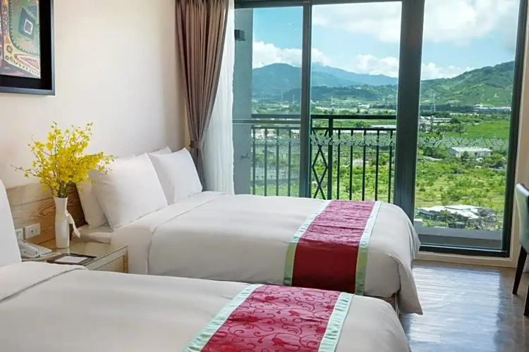 Standard room with balcony