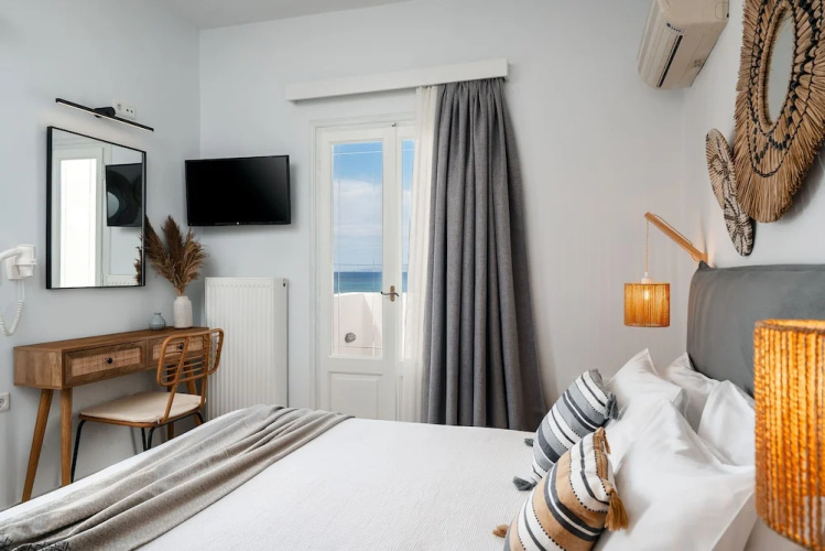 Erato Inn
