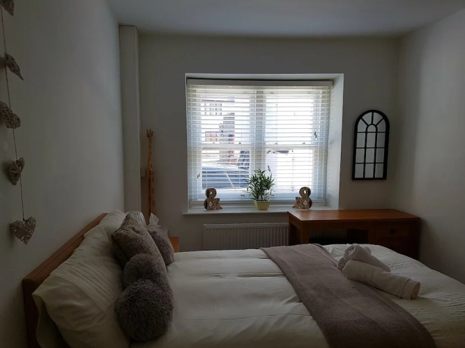 25A Bridge Street
