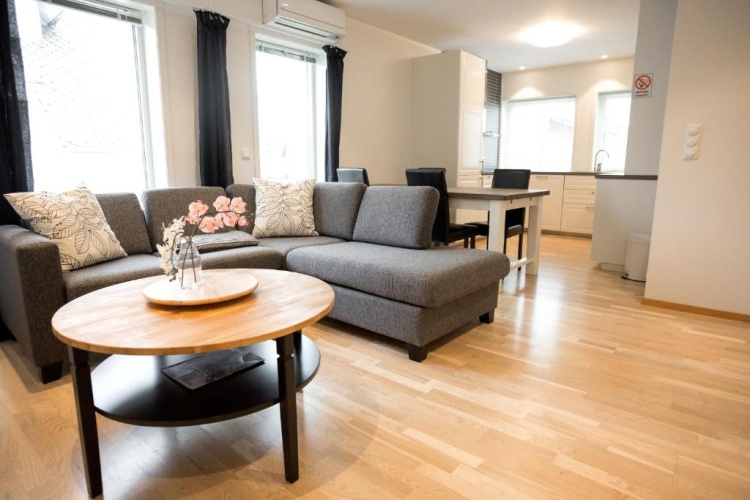3 Bedrooms Apartment