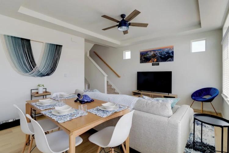 3 Bedrooms Cottage