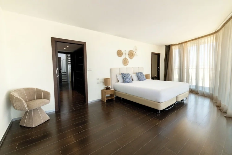 Master Jacuzzi Terrace Twin Suite