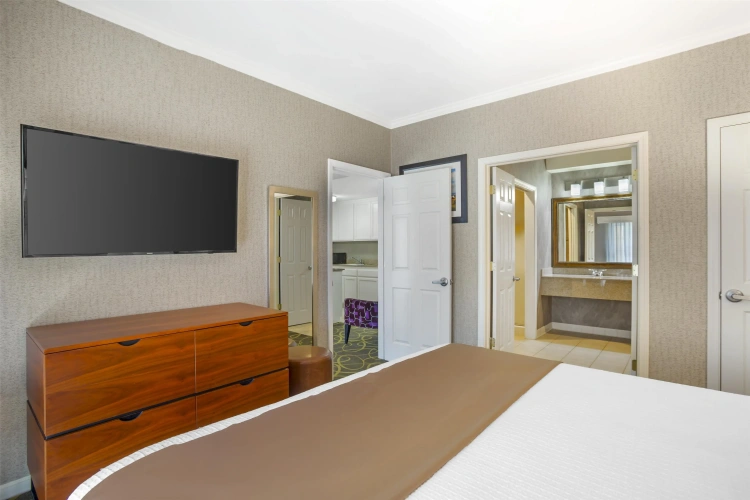Double Suite