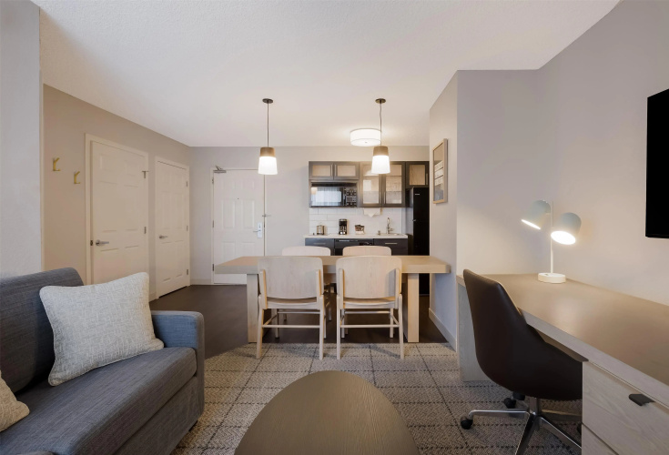 Sonesta Simply Suites Boston Burlington photo 7