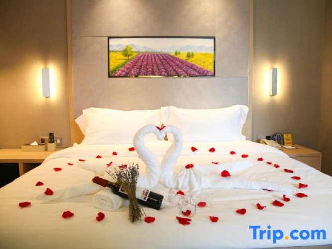 Deluxe Double Suite
