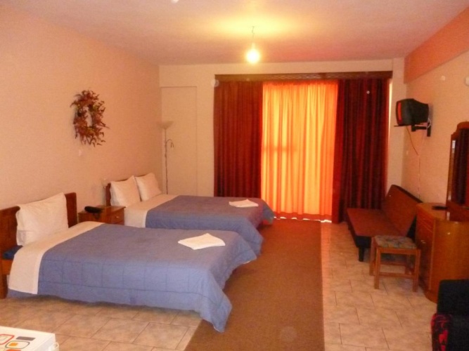 Economy Quadruple room