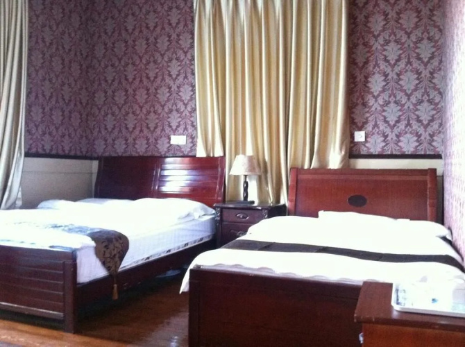 Shenfu Yard Inn
