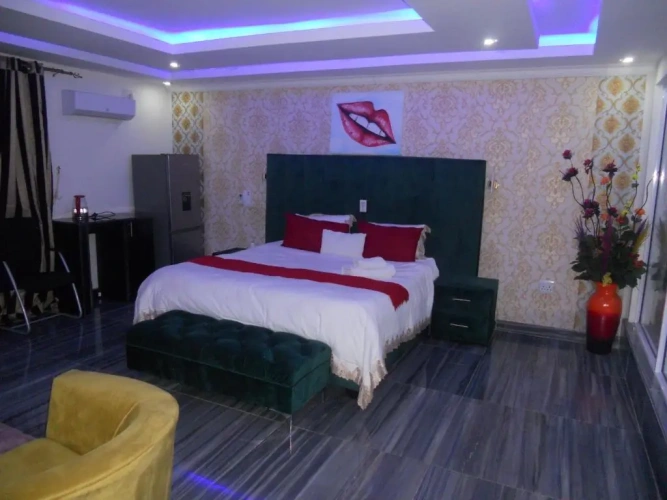 Deluxe Double Suite