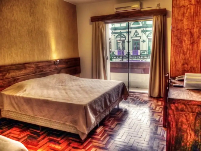 Hotel Mór